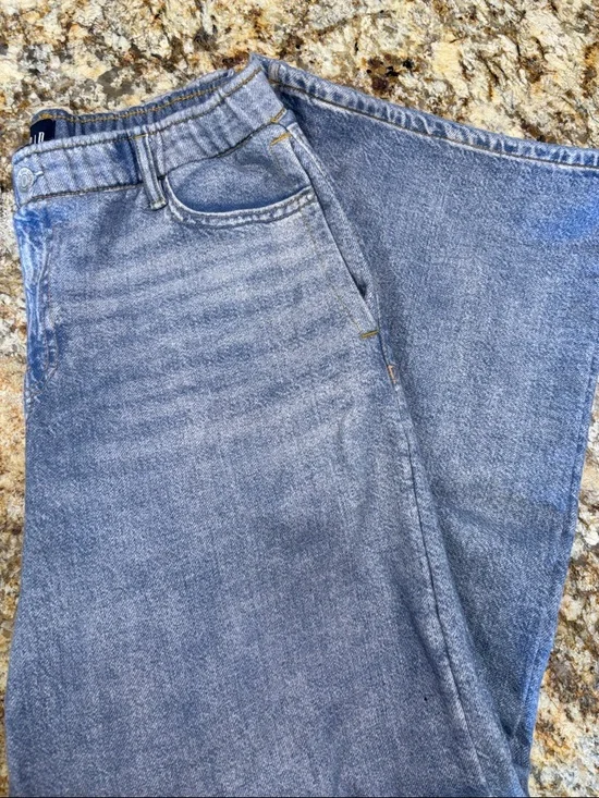 GAP Printed Baggy Sweatpant Jeans - Picture 10 of 13